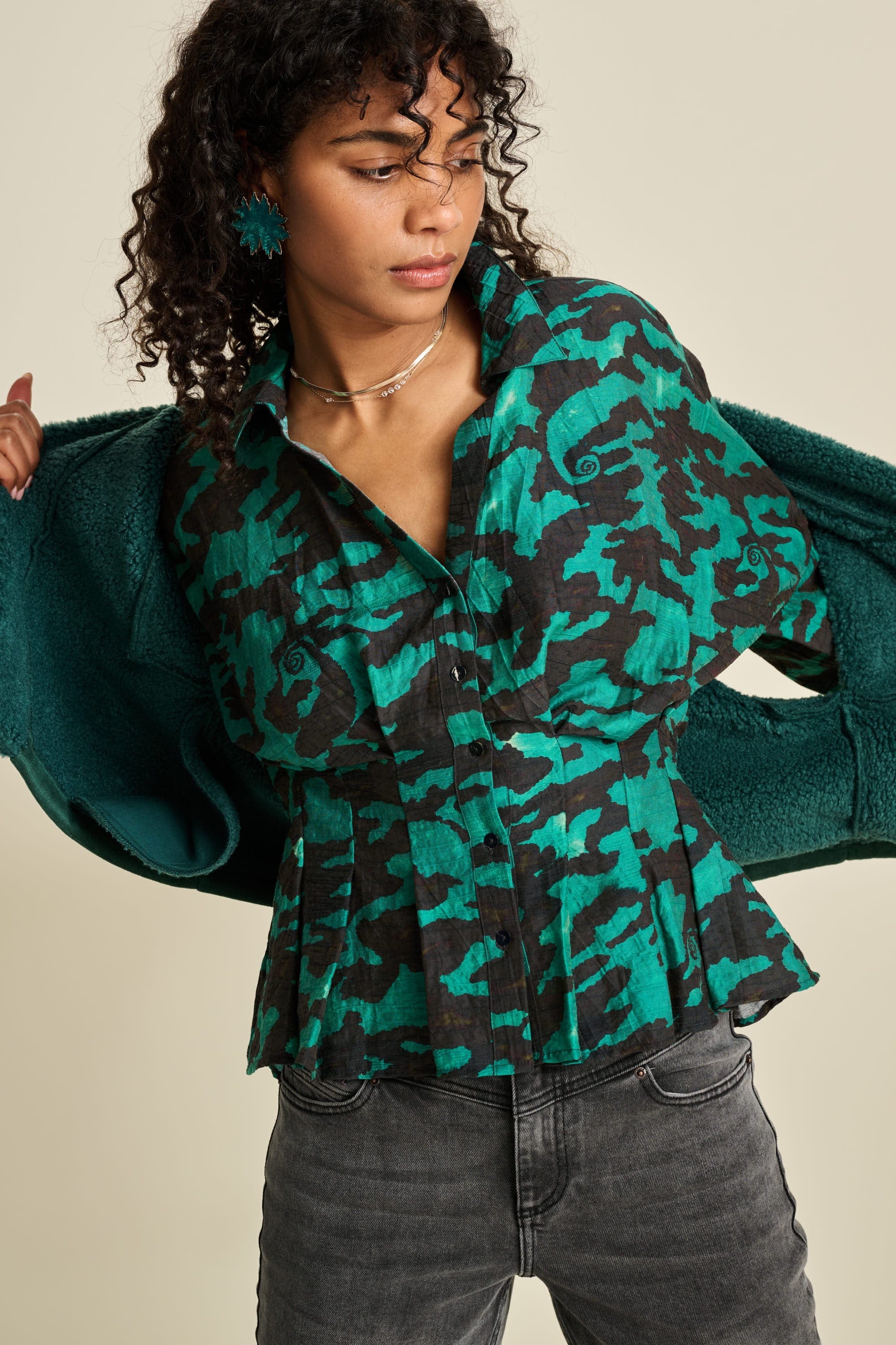 BLOUSE Camo Teal Green