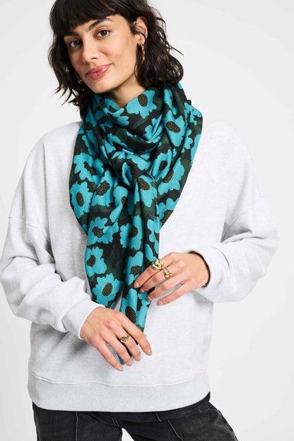 POM Amsterdam Shawls Blue / OS SHAWL - Wild Flowers Blue