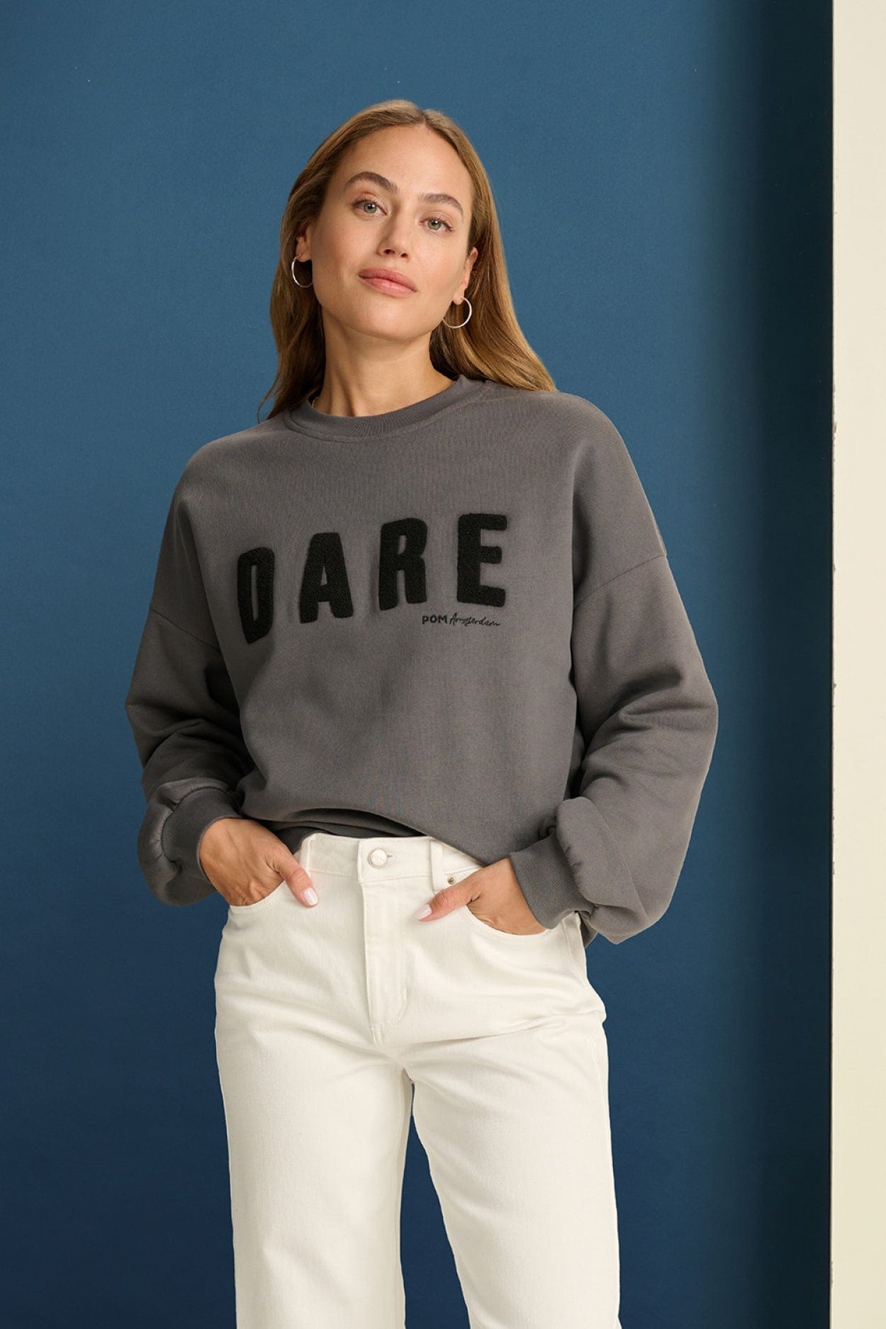 POM Amsterdam Sweaters SWEATER - Dare To Be Anthracite