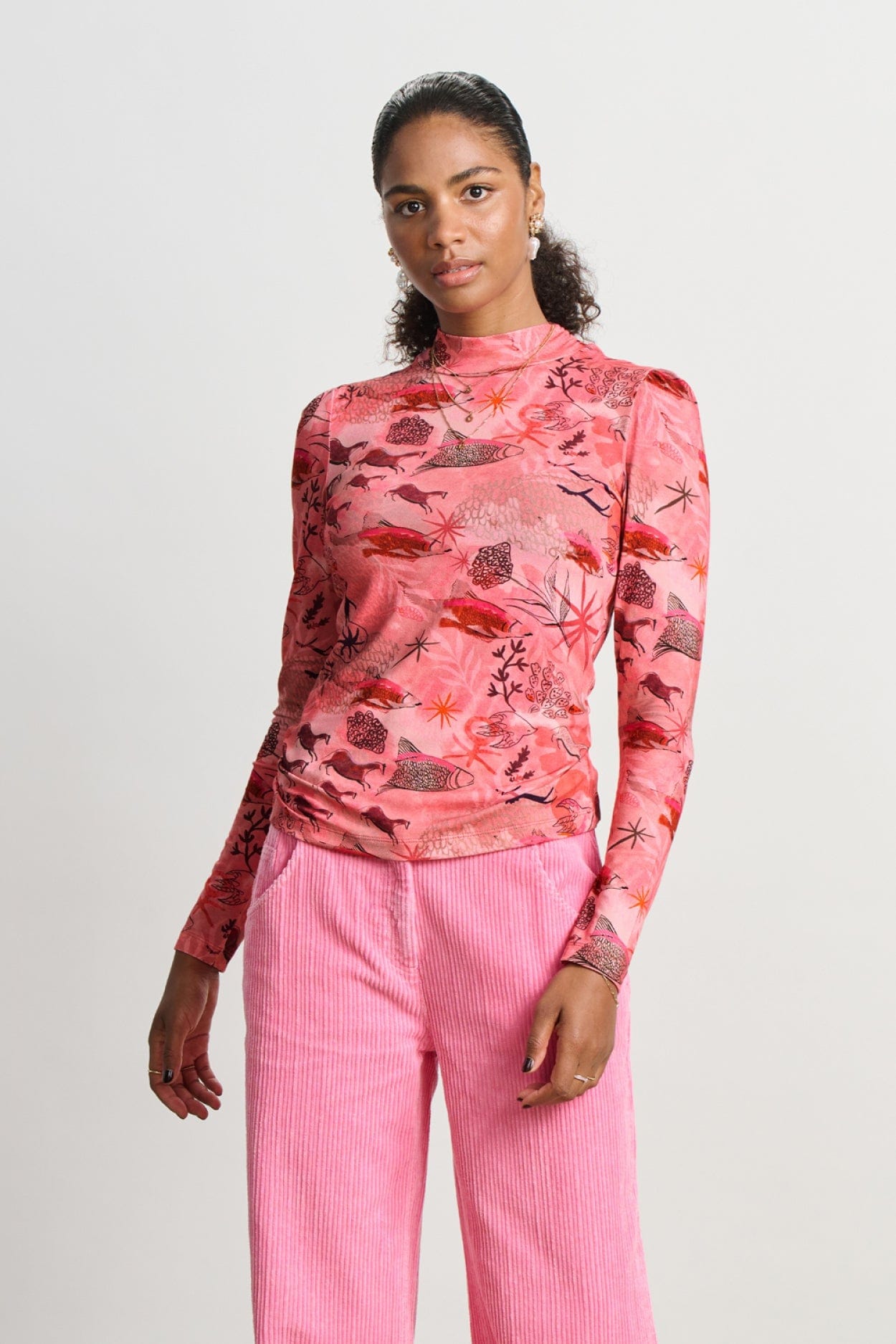 Rose turtleneck online